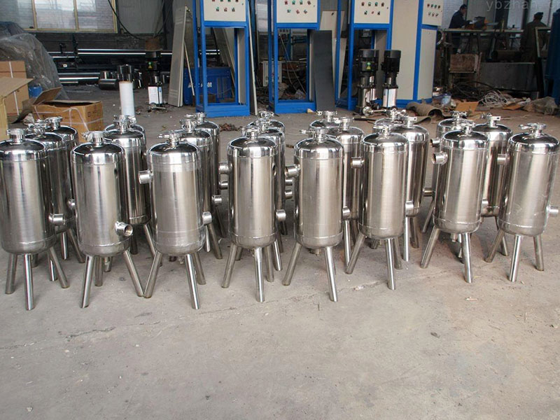 硅磷晶水處理設(shè)備一套多少錢(qián)？